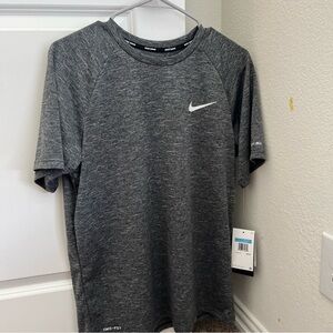 Nike Gray Short Sleeve Tee Moisture-Wicking